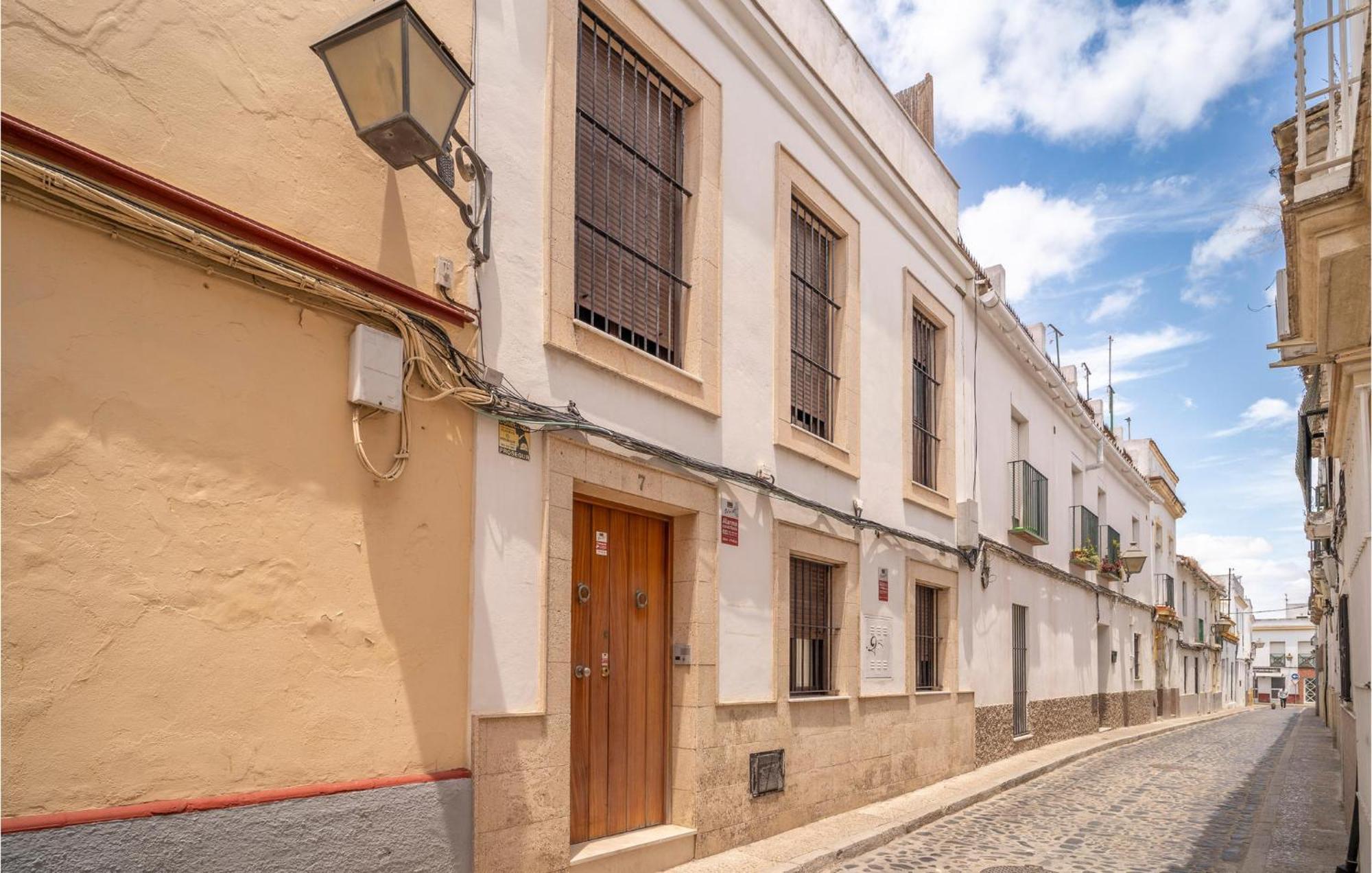 Pet Friendly Apartment In Jerez De La Frontera Eksteriør billede