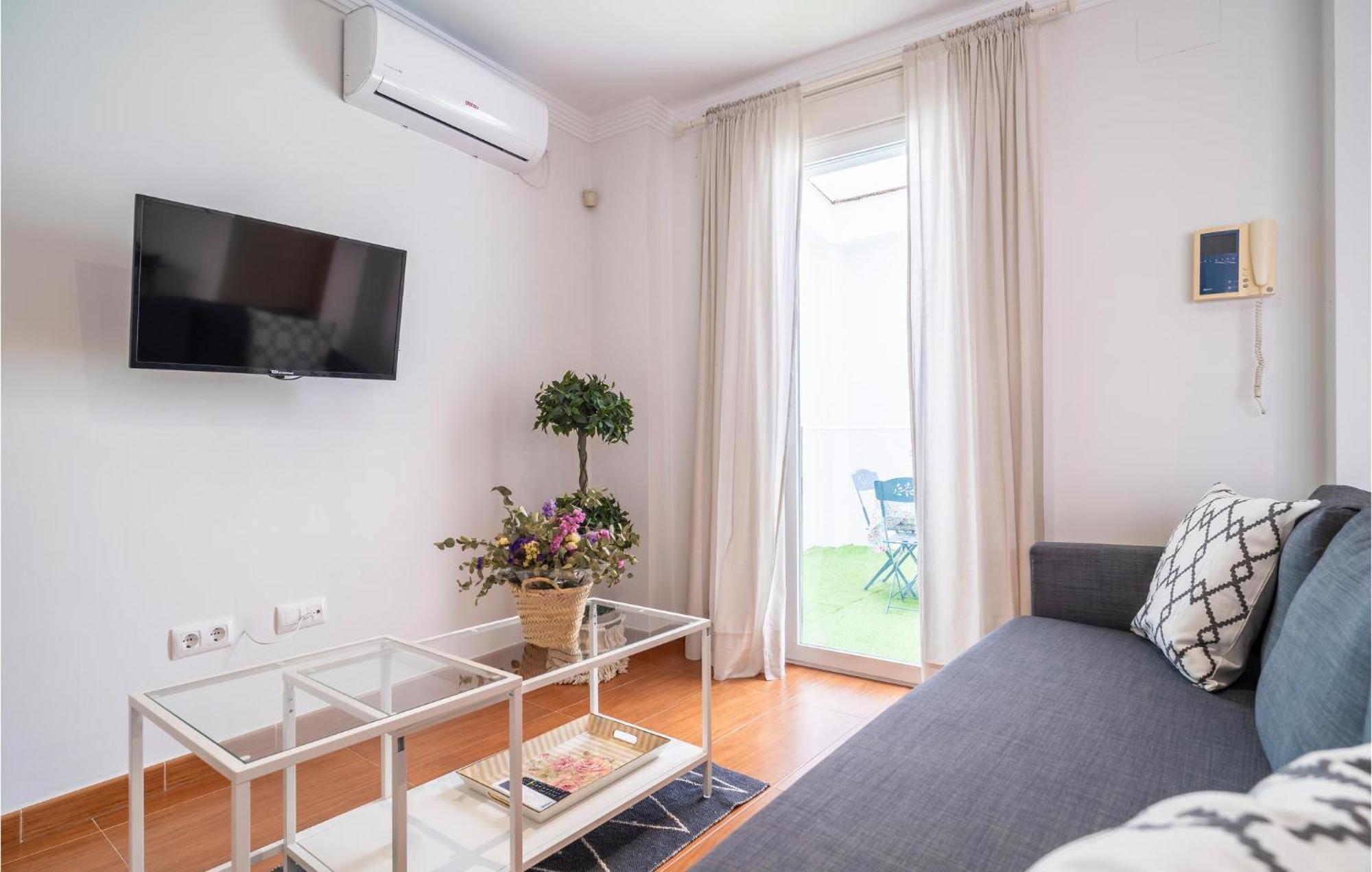 Pet Friendly Apartment In Jerez De La Frontera Eksteriør billede